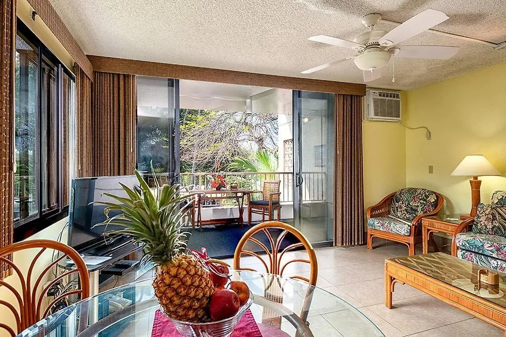 Great Value! Beach & Ocean View Condo! - Kona Reef B-21 At Park & Next To Road Kailua-Kona 0*,  United States